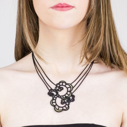 Collier Japanese Flower Noir & Or